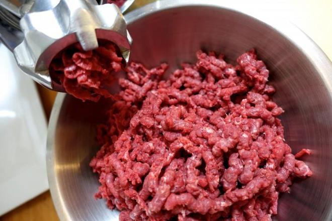 KIYMAYI ZDRME YNTEMLER     Buzlukta donmu kymay zdrmek iin birka farkl yntem kullanabilirsiniz. te en yaygn kullanlan yntemler: