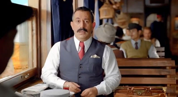 Dikkatli izleyiciler Cem Y�lmaz`�n hatas�n� yakalad�.