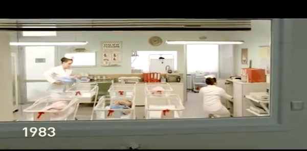 Ali ile Nuri'nin hayat hikayesinin k�saca anlat�ld��� "Z�t �kizler" reklam filminde g�zden ka�an �nemli bir nokta dikkat �ekiyor.