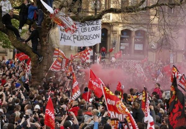 <p><b>2. Manchester United </b></p>  Stadyum: Old Trafford Ortalama seyirci say�s�: 75,530 Stadyum kapasitesi: 75,811 Doluluk oran�: 100%