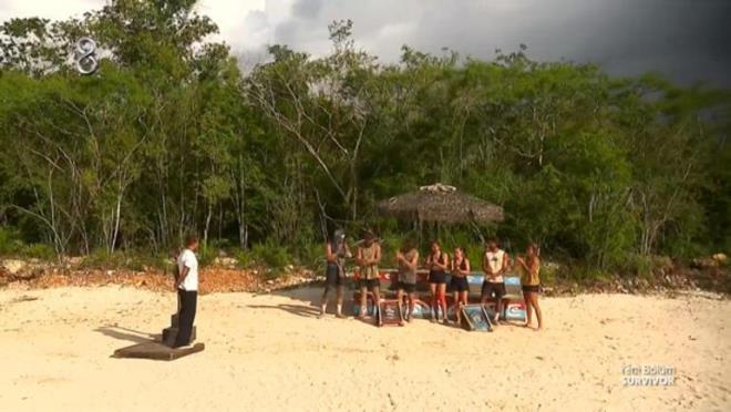 <p>'Survivor 2023'te haftan&#305;n ilk Bireysel Dokunulmazl&#305;k oyununda kazanan isim Nefise olmu&#351;tu. Nefise eleme aday&#305; olarak Asena'n&#305;n ad&#305;n&#305; vermi&#351;ti. Haftan&#305;n ikinci Bireysel Dokunulmazl&#305;k oyununun galibi ise Yusuf olmu&#351;, Yusuf eleme aday&#305; olarak Cansu'nun ad&#305;n&#305; vermi&#351;ti.</p>    <p>Survivor'da ad&#305;m ad&#305;m finale yakla&#351;&#305;rken, bu ak&#351;am ekranlara gelen yeni b&ouml;l&uuml;mde &uuml;&ccedil;&uuml;nc&uuml; Bireysel Dokunulmazl&#305;k oyunu oynand&#305;.</p>    <p>SIRALAMA TURU</p>    <p>Nefise: 01:28:34 (1)<br>  Yusuf: 01:29:33 (2)<br>  Osman Can: 01.38:13 (3)<br>  Ertu&#287;: 02:07:22 (4)<br>  &Ouml;zg&uuml;r: 02:26:13 (5)<br>  Cansu: 02:33:07 (6)<br>  Asena: 02:35:27 (7)</p>    <p>Bireysel dokunulmazl&#305;k s&#305;ralama turlar&#305;nda en iyi s&uuml;reyi 01:28:34 ile ge&ccedil;en Nefise ilk turu oynamadan yar&#305; finale y&uuml;kseldi.</p>