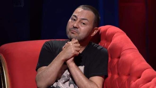 nl sanat Mehmet evik, yeni single almas iin Serdar Orta?la ibirlii yapt. evik'e sevilen arklarndan biri olan ?Bilsem Ki?yi veren Serdar Orta, klip iin gen meslektayla birlikte kamera karsna geti.