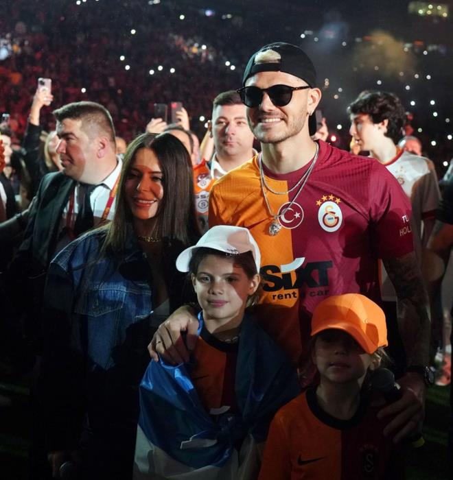 Simge ve Mauro Icardi ilk bulumay lmszletirmi oldu.