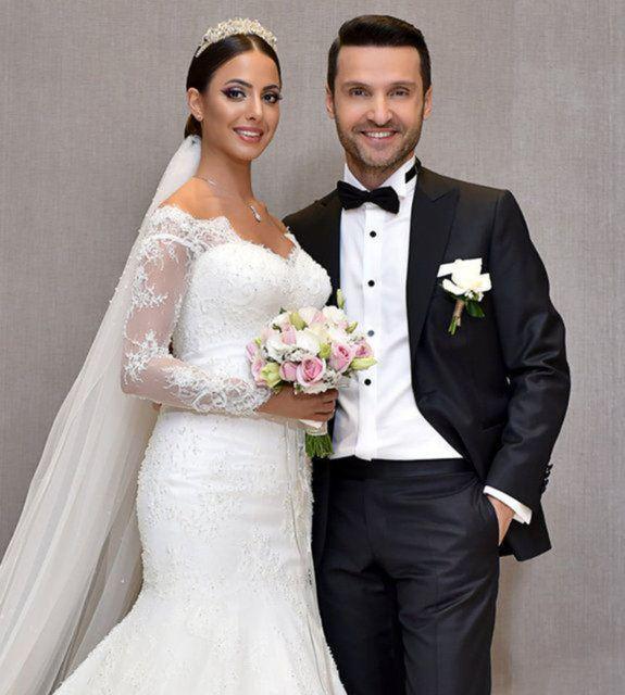 Burcu kartal ile evliliinden Neva ve Sanberk adnda ikizlere sahip olan arkc Sinan zen, duygulandran aklamalarda bulundu. 2020 ylnda baba olan 58 yandaki arkcnn minik kz Neva, bir sredir salk problemleriyle mcadele ediyor. 2.sayfa programna konuk olan zen, canl yaynda, 3 yandaki Neva'nn son durumuyla ilgili bilgi verirken adeta duygu dolu anlar yaatt.