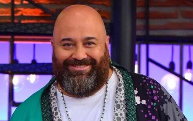 BEKTA'ta 20 Mays 2022 tarihinde nl ef Somer Sivriolu?na ait restorann bakmn ve onarmn yapmadan kullanmaya ve kullandrmaya devam ettii iddia edilen bahe duvarnn kmesi sonucu 1 kii hayatn kaybetmi 1 kii ise yaralanmt. Sivriolu hakknda 22.5 yla kadar hapis cezas talebiyle dava ald. te davann ilk durumasnda yaananlar...