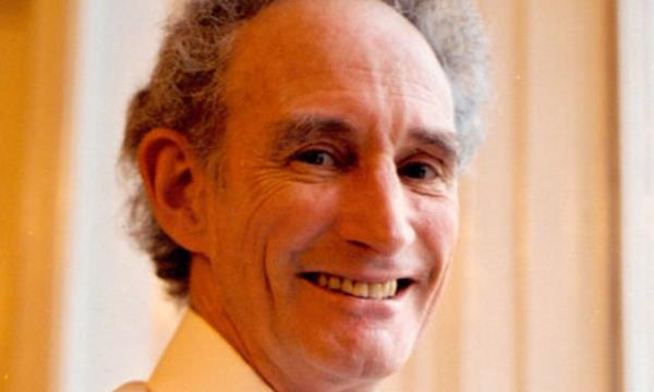 nl fiziki Stephen Hawking ve Oxfordlu profesr Robert May gibi bilim adamlarnn da yer ald aratrmaya gre, dnyann sonunu doa olaylar deil insanlar getirecek.