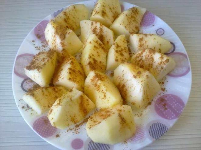 Bilim insanlar, kolesterol drmek iin ila kadar etkili olabileceini gsterdikleri elmann, gnde iki tane tketilmesi gerektiini belirtiyor.