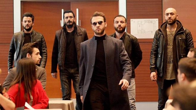 ukur dizisinin yeniden balayaca iddialar pek ok insan heyecanlandrd. zellikle Aras Bulut ynemli'nin tekrardan Yama karakterini canlandrmas merakla bekleniyor.