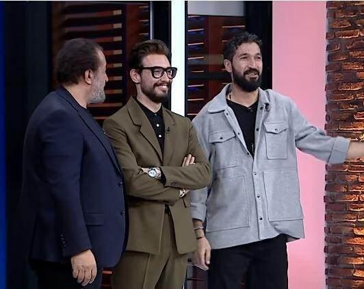 2007 ? 2010 yllar arasnda Kayra Wine Academy ve Nars Ilca'da Mutfak efi olarak alan nl isim, 2014 ylnda zmir Ekonomi niversitesi Mutfak Sanatlar Fakltesinde eitmenlik grevini stlendi.