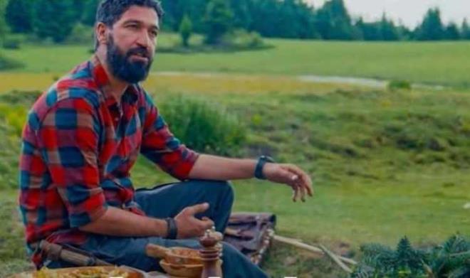 2012 ylnda Alaat'da L'Escargot Restaurant' kuran nl ef, 2017 ylnda stanbul'a dn yaparak Mrver Restoran'da ef oldu.