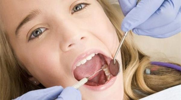 <b>KBB hastalklar:</b> Sinzit, kulakta tkanklk, nlama, boazda ar ve yanma.