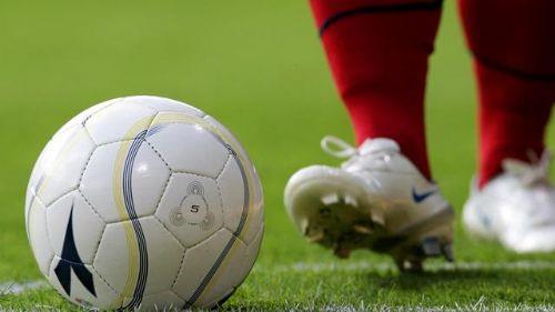 Goal, geen sezon toplam kiisel servet baznda dnyann en zengin 50 futbolcusunu aklad. Trkiye'de forma giyen 2 futbolcu da bu listede...