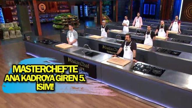 TV8 ekranlar�nda MasterChef All Star heyecan� t�m h�z�yla s�r�yor. Ana kadronun ilk d�rt yar��mac�s� ge�ti�imiz g�nlerde se�ilmi�ti. 18 Haziran Pazar ak�am� 2018-19 y�llar�ndan olu�an ilk grubun son oyunu ger�ekle�ti. Bu gruptan balkona ��kan 5'inci yar��mac� ile birlikte m�cadele ikinci grupla kald��� yerden devam edecek. ��te, MasterChef ana kadro yar��mac�lar�...