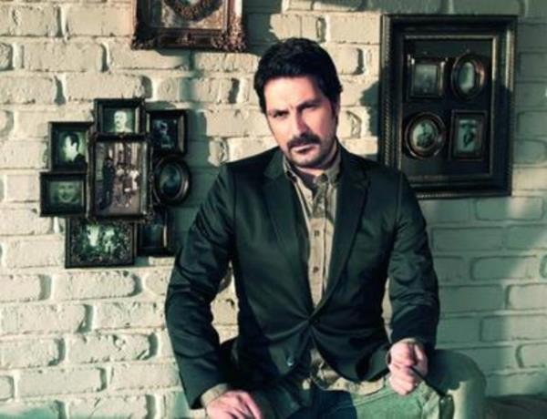 Aktr Blent nal'n ei sektrn uzanda deil.