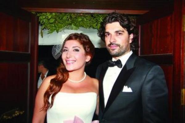 Bozoklu'nun ei Emre zer i mimar.