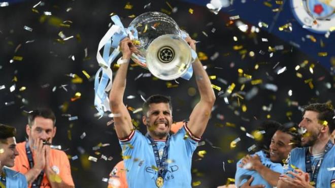 te yandan ampiyonlar Ligi finalinden tek gol atarak Manchester City'e kupay kazandran Rodri'nin de 12 Temmuz'da stanbul'a tatile gelecei renildi.