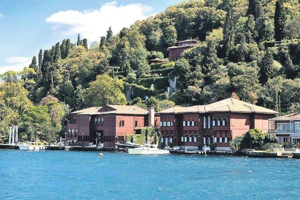 Temmuz aynda yeniden stanbul'a gelecei iddia edilen nl teknik direktrn stanbul Boaz'ndan bir yal satn alaca ve belli bir blgeden de arazi satn alaca iddia edildi.