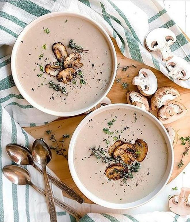 MANTARLAR  <br>  Mantarlarn radyoaktif olanlar da dahil olmak zere ar metalleri emme eilimi nedeniyle, zehirlenmelere sebep olabilir.