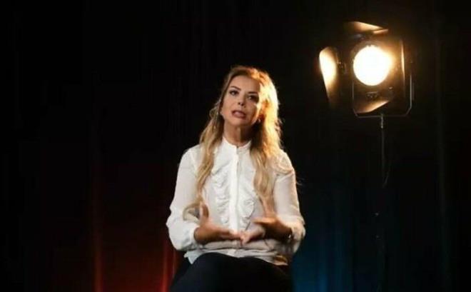 Ald haber karsnda byk znt duyan Tanyeli'ye ailesi ve yakn dostlar destek oluyor.