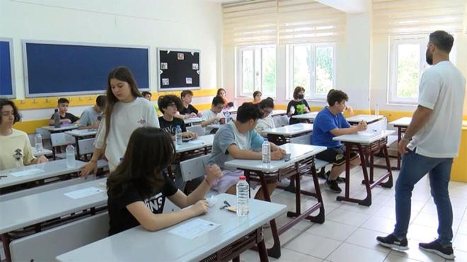 2023 LGS TERCH SREC NE ZAMAN BALAYACAK?      Getiimiz yl LGS tercihleri 4 -20 Temmuz tarihleri arasnda alnmt.    2023 yl LGS tercih tarihleri hakknda henz MEB'den bir aklama gelmedi.    Bu kapsamda resmi kurum ya da kiilerden bilgiler geldike haberimizde yer vereceiz