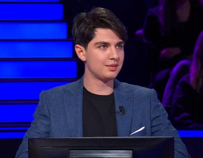 Yarmaya babasyla gelen 18 yandaki gen yarmac Yavuz Selim Ensari, yllar nce babasnn da Kim Milyoner Olmak ster'e katldn syledi.