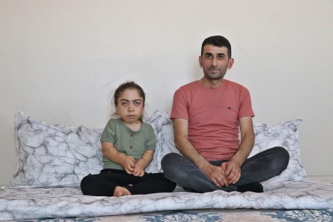 Medine Sayan ise tedavi parasn kaybettikleri iin ok zgn olduunu syleyerek, ?Tedavi iin stanbul?a gidecektim. Mardin?e giderken antalar kart. indeki paralarn hepsini yanllkla bakas ald. Ben valizimin geri getirilmesini istiyorum. O paralar benim tedavi param ve onu ltfen bana geri getirin.? diye konutu.