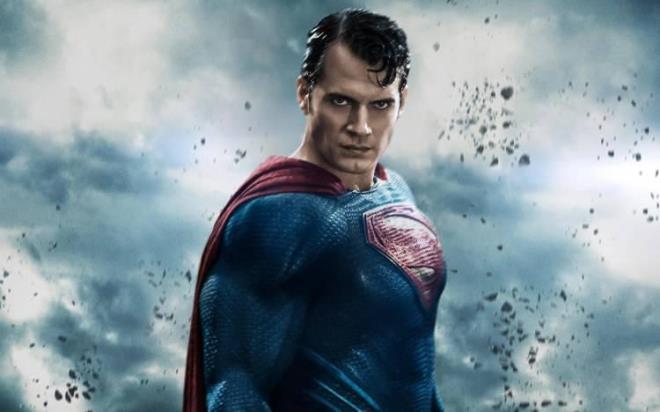2025 ylnda izleyiciyle bulumas beklenen Superman filminde Henry Cavill rol almayacan duyurmutu. Hayranlarn zen haberin ardndan efsane film iin barol arayna geildi. Superman'in genlik yllarn anlatacak olan yeni proje iin barol iin srpriz bir isimle el skld.