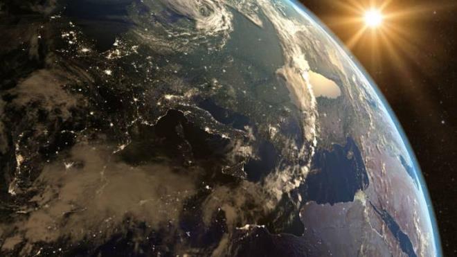 Baba Vanga'nn 2023 yl iin nkleer felaketle beraber 3 tahminde daha bulunduu ne srld. Vanga'ya gre bu sene gerekleecek bir olay yznden dnyann yrngesinde kk bir oynama olacak.