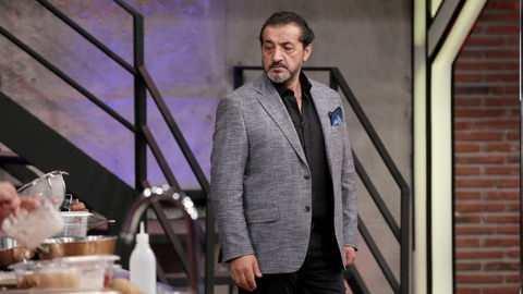 Fragmanda Mehmet ef, "Fatma Nur bugn bizimle olamayacak. Geldii gn bize bahsetmiti. ok rahatsz olduunu sylemiti. Ailesine de sabrlar dileriz" dedi.