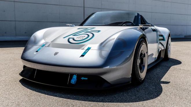 n taraftaki drt paral farlar 356'y artran yuvarlak bir tasarma sahip.