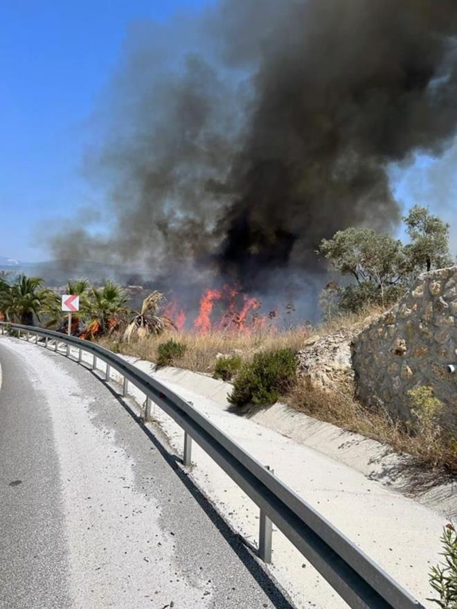 BR YANGIN HABER DE BODRUM'DAN    Urla?daki yangn haberinin ardndan bir yangn haberi de Mula?nn Bodrum ilesinden geldi.