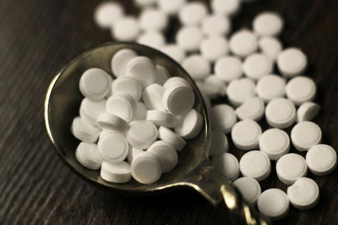 Dnya Salk rgt'ne gre bir kiinin gnlk tketecei aspartam miktar kilosu bana 40 miligram gememeli. Bir kutu merubat 200-300 gram aspartam ieriyor. Buna gre 70 kilogram arlnda bir yetikinin gnde 9 ila 14 kutu merubat gememesi gerekiyor.