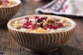 slam inancna gre, Hazreti Adem'den itibaren peygamberlerin hayatnda nemli hadiselerin yaand, bereket, paylama, birlik ve beraberliin simgesi aurenin yapld muharrem aynn onuncu gn olan "Aure Gn" idrak edilecek.