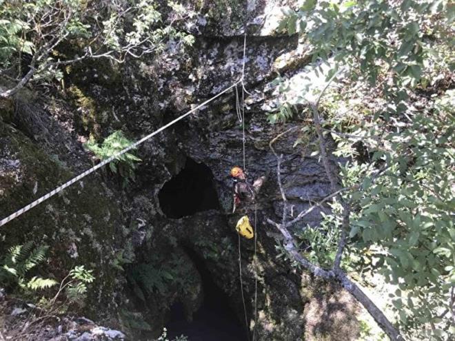 Hacettepe niversitesi Maara Aratrma Topluluu (HMAK) yesi Aybke Seen, Hacettepe niversitesi Maara Aratrma Topluluu'nda bir yldr maaraclk yaptn syledi.