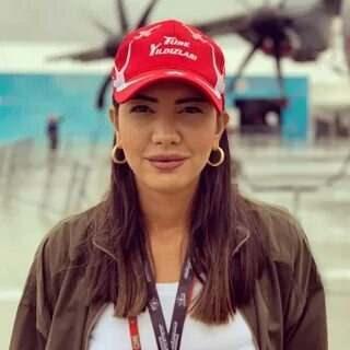 Tesettrl halini paylaan ve yaad duygular aktaran Furya ztrk, "Allah bana da nasip etti" ifadelerini kulland.