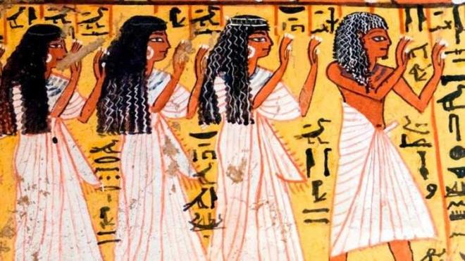 Dnyann drt bir yannda yzyllardr yaayan insanlarn her biri doduu blge ve yaam ekillerine gre spesifik zelliklere sahip.