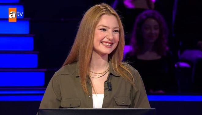 Baheehir niversitesi Tp Fakltesi rencisi olan 20 yandaki gen yarmac, enerjik tavrlaryla izleyenlerin sempatisini kazand.