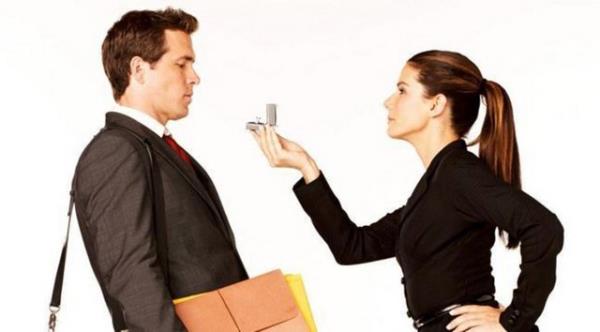 <p><b>lk adm erkeklerden beklemeyin</b></p>    Zaman deiti, birinden holanyorsanz bunu fark etmesine izin verin!,