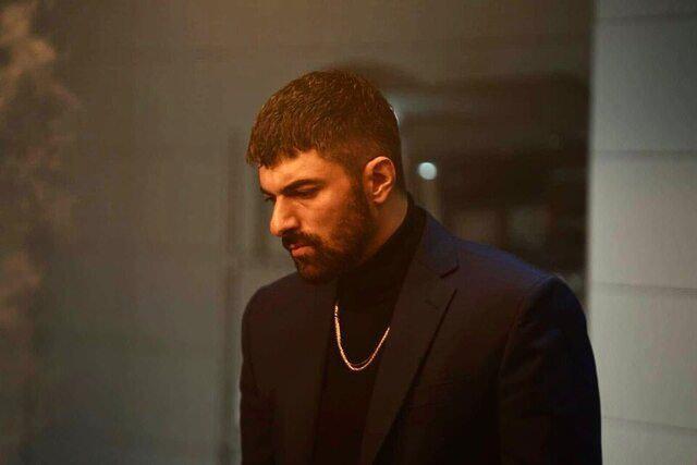 te Demet zdemir ile barolde yer alan Akyrek'in Adm Farah'tan ald cret...