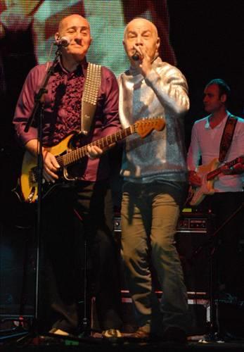 MF grubundan Fuat Gner, model uaklara hayran.