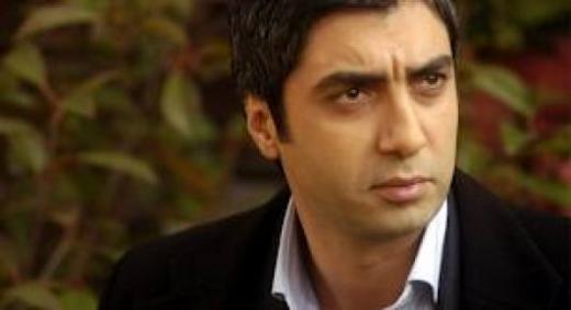 Kurtlar Vadisi dizisinin nl oyuncusu Necati amaz, gnde 50 bardak ay itiini aklad.