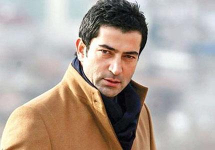 <p><b> Kenan mirzalolu </b></p>  Necati amaz gibi Kenan mirzalolu'nun da klarnet ald ortaya kt.  <p>mirzalolu ile ok eski arkada olduklarn syleyen enlendirici, "Kenan 12 senedir klarnet alyor. Eskiden evime gelir benim klarnetimi alard, artk kendi klarneti var." dedi</p>