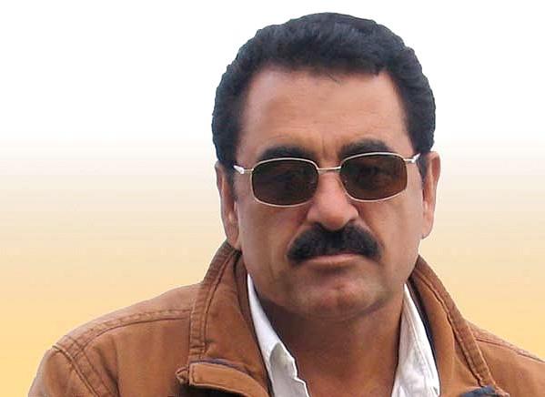 <p><b> brahim Tatlses </b></p>  Nazardan ok korkuyor. Bu yzden sk sk kurun dktryor.