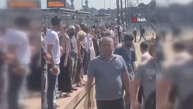 Kpr zerindeki olay nedeniyle, tramvay seferlerinde aksamalar yaanyor.