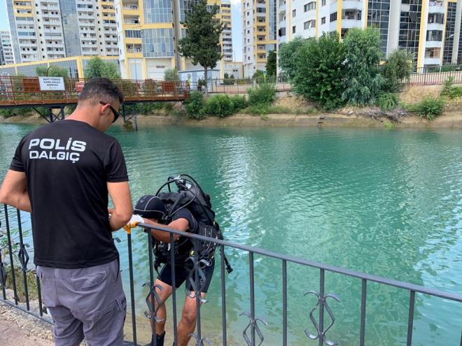 Adana?nn Yreir ilesinde sulama kanalna giren 20 yandaki Aye etin, suda kayboldu.