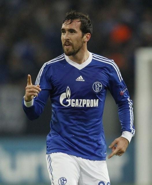 12 - Christian Fuchs - FC Schalke 04