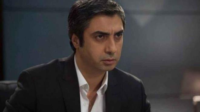 Yakn zamanda hacca giden ve oradan grntler yaynlayan baarl oyuncu, imdide imaj deiiklii ile dikkat ekemeye balad.