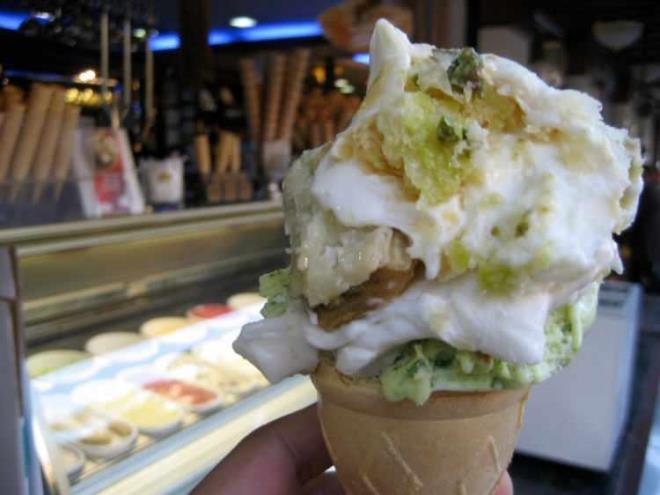 Getiimiz sene Amerika'da ayn dondurma markasndan yiyen 23 kii Listeria virsne yakaland ve bir kii de virs nedeniyle hayatn kaybetmiti.