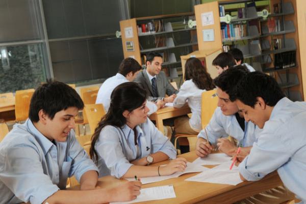 <b>GENEL LSE BTT:</b> Snavsz renci alan ve niversitelere hazrlk iin akademik program uygulayan genel liseler kapatld.