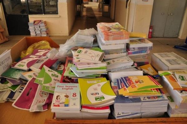 <b>SBS KALKTI:</b> SBS kalkt, yerine 6 temel dersten her dnem birer kez olmak zere 12 snava girecek. Bu snavlarn yzde 70'i ile notlarn yzde 30'u liselere girite kullanlacak.